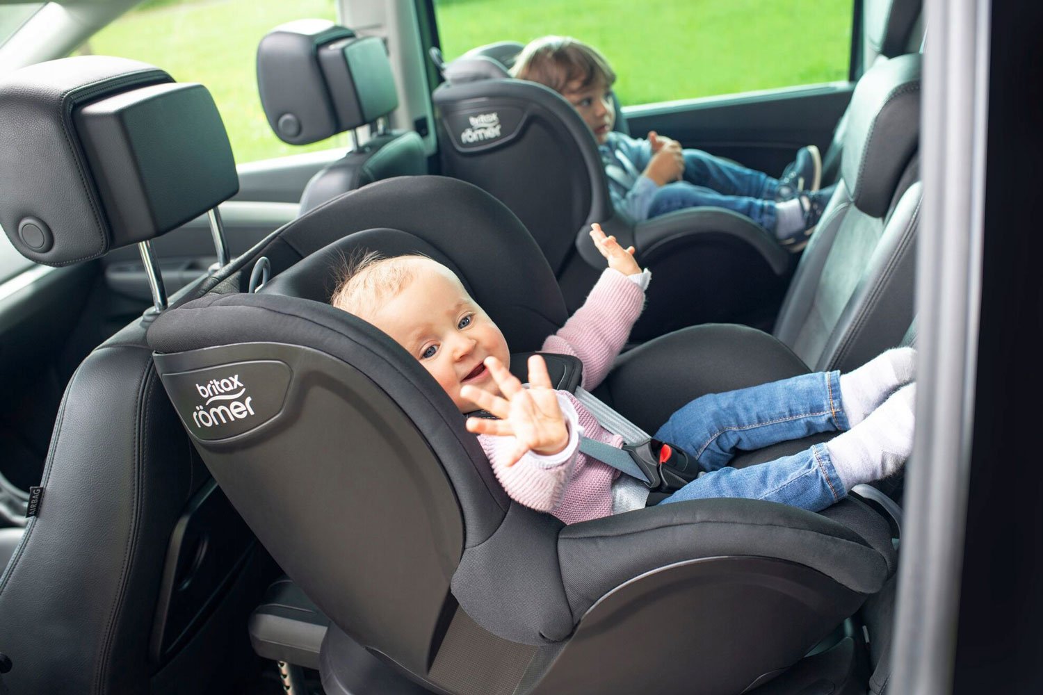 кресло для детей в машину от 6 месяцев